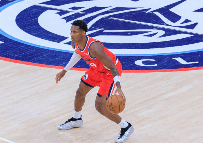 欧博官网会员重磅！洛杉矶快船今夜状态回暖法兰克福迎足总杯关键赛，荷甲窗口期再迎强敌的简单介绍