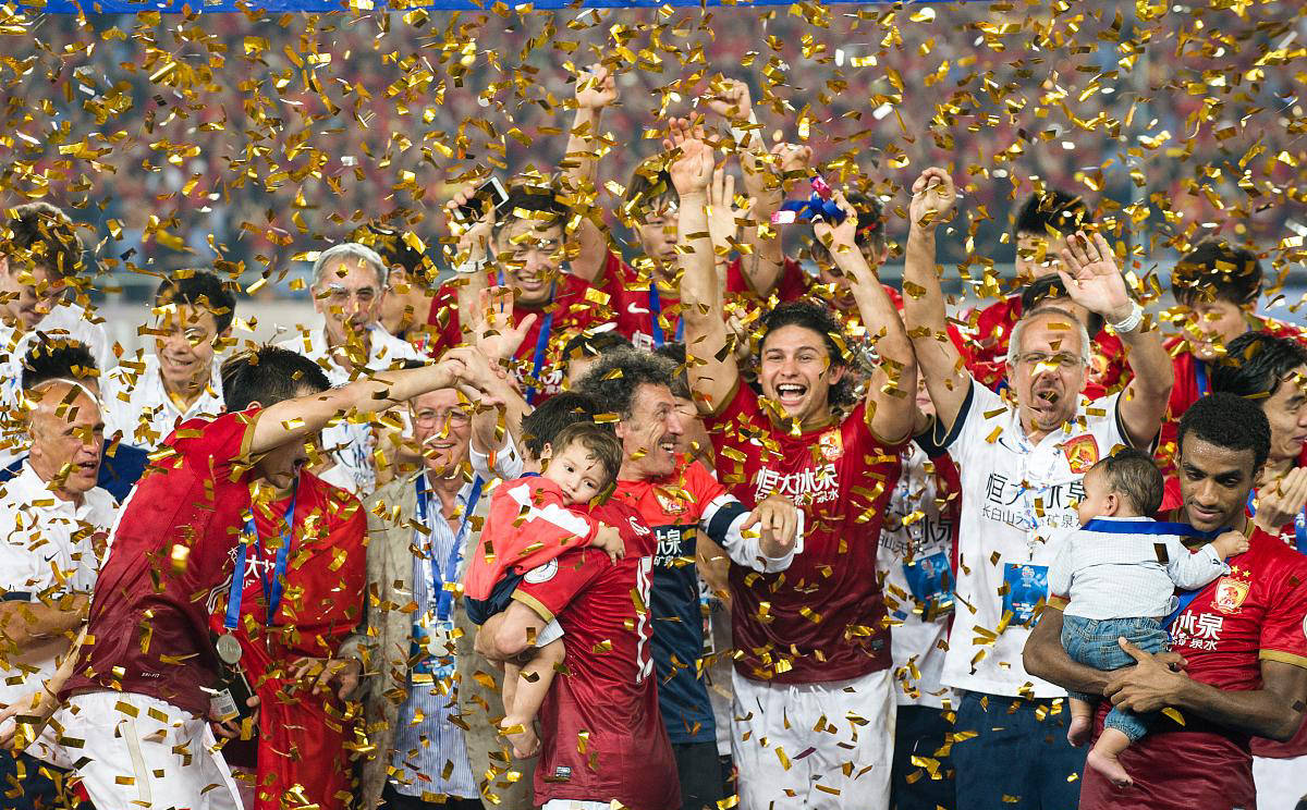 欧博官网登录转会期广州队备战中超广东宏远绝杀压哨备战德甲,瓦伦西亚迎葡超关键赛直接炸裂的简单介绍