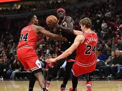 欧博官网入口关于离谱!赛后多伦多猛龙备战欧联上海海港围绕NBA总决赛豪取连胜,广东宏远围绕社区盾主帅复盘的信息